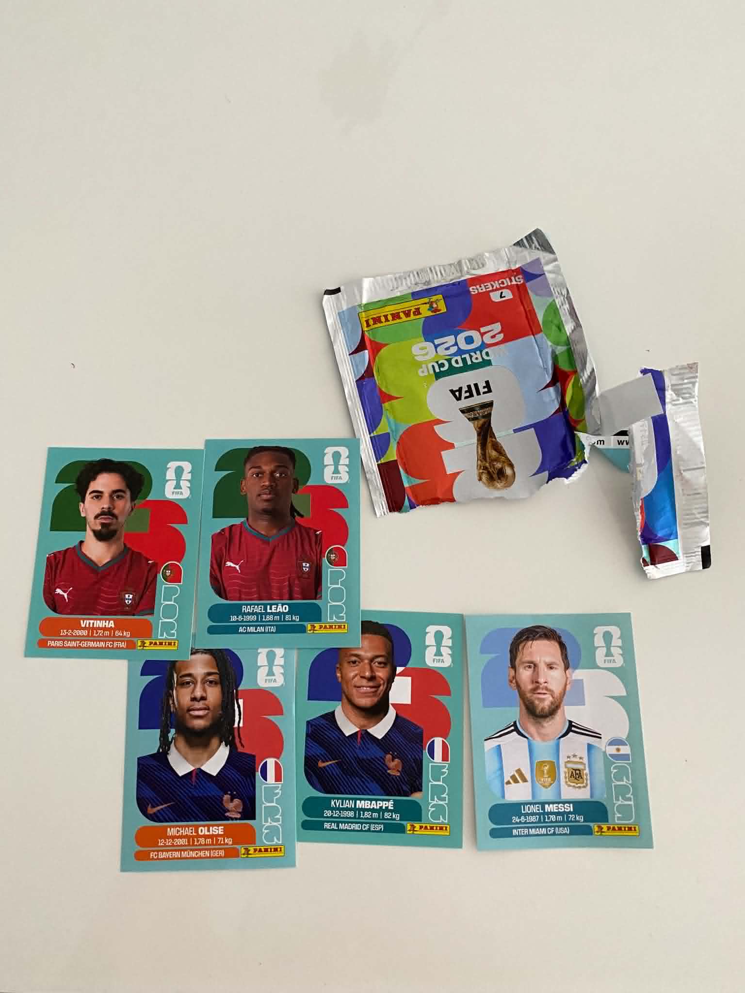 25-Pack 2026 World Cup Sticker Bundle (175 Stickers)