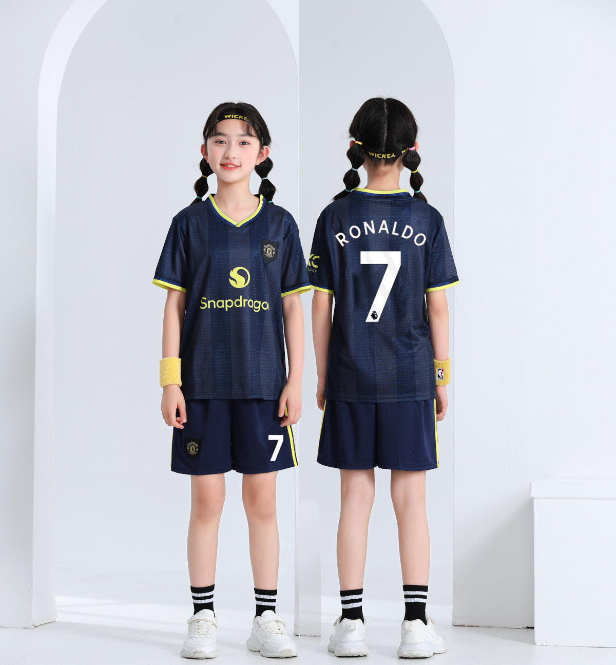Kids’ Football Jersey & Shorts Set Manchester United - Cristiano Ronaldo
