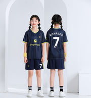 Set maglia e pantaloncini da calcio per bambini Manchester United - Cristiano Ronaldo
